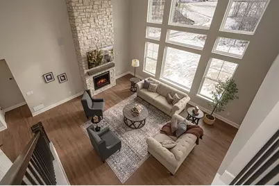 N51W18921  Quietwood Dr, Menomonee Falls, WI 53051 - Photo 7