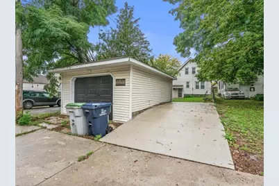 3408 N 11th St, Milwaukee, WI 53206 - Photo 29