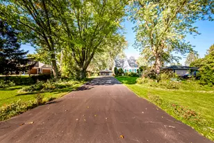 3285 Fiebrantz Dr, Brookfield, WI 53005 - Photo 11