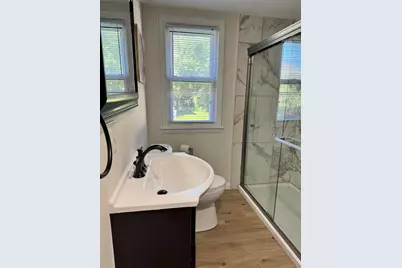 725 S 119th St, West Allis, WI 53214 - Photo 9