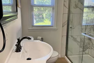 725 S 119th St, West Allis, WI 53214 - Photo 9