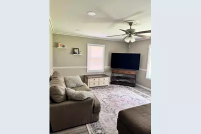 725 S 119th St, West Allis, WI 53214 - Photo 7