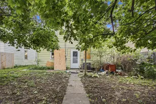 4452 N 55th St, Milwaukee, WI 53218 - Photo 17