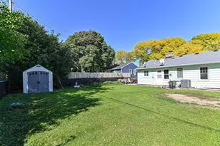 6117 W Bennett Ave, Milwaukee, WI 53219 - Photo 7