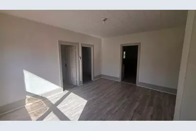 1020 N 11th St, Sheboygan, WI 53081 - Photo 5