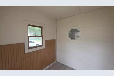 1020 N 11th St, Sheboygan, WI 53081 - Photo 3