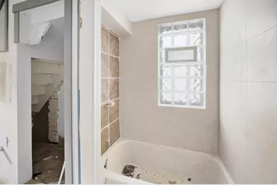 3521 N 8th St, Milwaukee, WI 53206 - Photo 15
