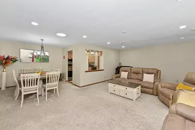 3732 W Cold Spring Rd, Greenfield, WI 53221 - Photo 7