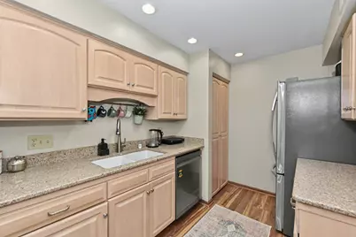 3732 W Cold Spring Rd, Greenfield, WI 53221 - Photo 11