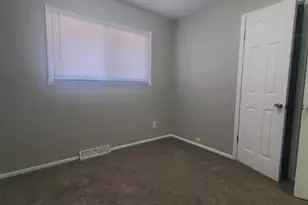 6716 N 55th St, Milwaukee, WI 53223 - Photo 13