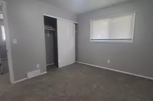 6716 N 55th St, Milwaukee, WI 53223 - Photo 11