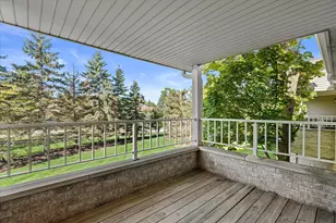 18725 Emerald Cir, Brookfield, WI 53045 - Photo 15