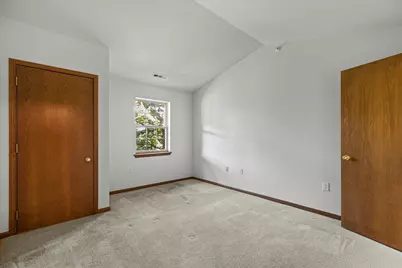 18725  Emerald Cir #J, Brookfield, WI 53045 - Photo 17