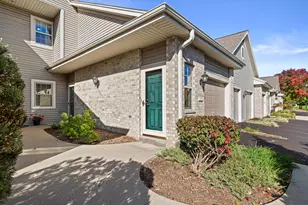 18725 Emerald Cir, Brookfield, WI 53045 - Photo 1