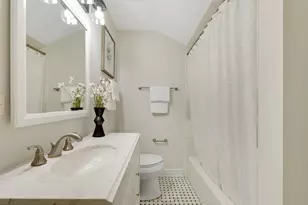 4821 W Elmdale Rd, Mequon, WI 53092 - Photo 19
