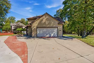 11210 W Green Tree Rd, Milwaukee, WI 53224 - Photo 47