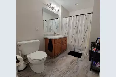 9313 S Cobblestone Way #H, Franklin, WI 56313 - Photo 11