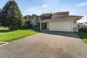9313 S Cobblestone Way, Franklin, WI 56313 - Photo 3