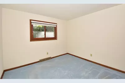 4837 W Knollwood Dr, Racine, WI 53403 - Photo 27