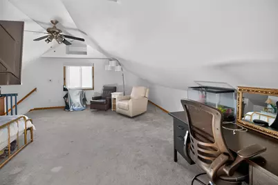 S89W22720  Milwaukee Ave, Big Bend, WI 53103 - Photo 17