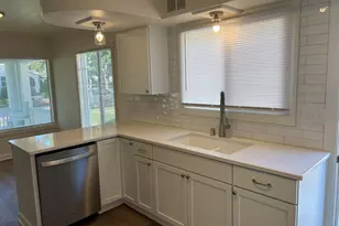 655 S Oak Park Ct, Milwaukee, WI 53214 - Photo 3