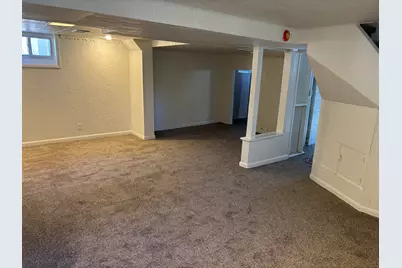 655 S Oak Park Ct, Milwaukee, WI 53214 - Photo 13