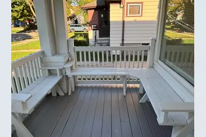 655 S Oak Park Ct, Milwaukee, WI 53214 - Photo 15