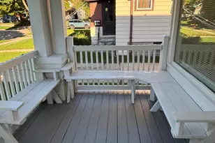 655 S Oak Park Ct, Milwaukee, WI 53214 - Photo 15