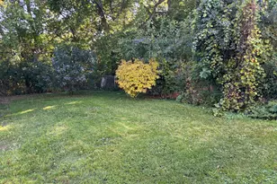 655 S Oak Park Ct, Milwaukee, WI 53214 - Photo 17