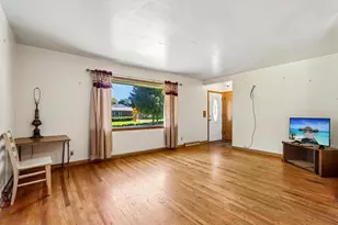 3929 N 62nd St, Milwaukee, WI 53216 - Photo 5
