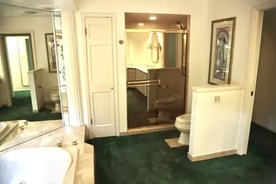 590 E Ravenswood Hills Cir, Brookfield, WI 53045 - Photo 21