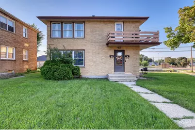 3913 N 72nd St, Milwaukee, WI 53216 - Photo 1