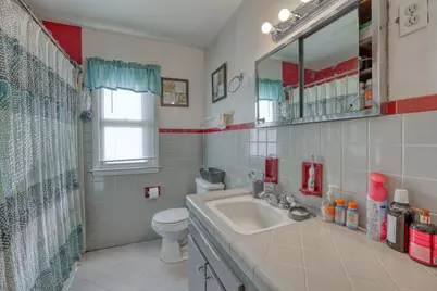 3913 N 72nd St, Milwaukee, WI 53216 - Photo 13