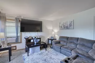 3913 N 72nd St, Milwaukee, WI 53216 - Photo 5
