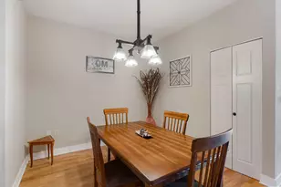 15295 W Library Ln, New Berlin, WI 53151 - Photo 7