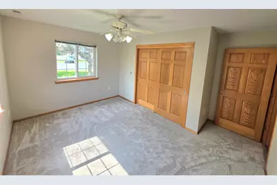 520  Windstone Dr #106, Hartland, WI 53029 - Photo 19