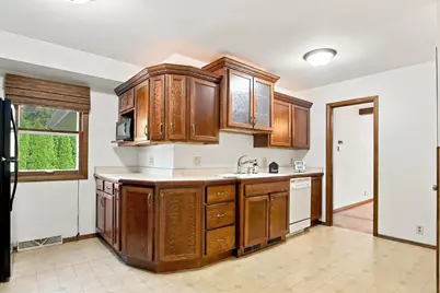 4726  69th St, Kenosha, WI 53142 - Photo 9