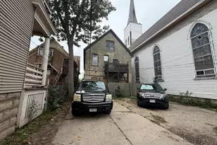 1412 W Greenfield Ave, Milwaukee, WI 53204 - Photo 7