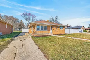 5402 39th Ave, Kenosha, WI 53144 - Photo 1