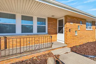 5402 39th Ave, Kenosha, WI 53144 - Photo 5