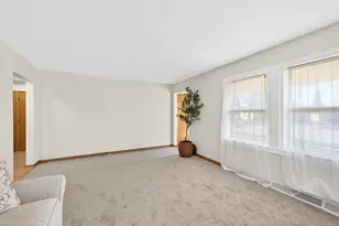 5402 39th Ave, Kenosha, WI 53144 - Photo 9