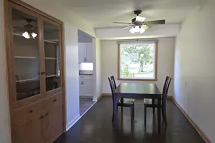 1425 S Sunnycrest Dr, New Berlin, WI 53146 - Photo 5