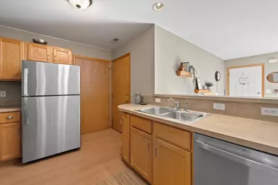617  Westfield Way #C, Pewaukee, WI 53072 - Photo 7