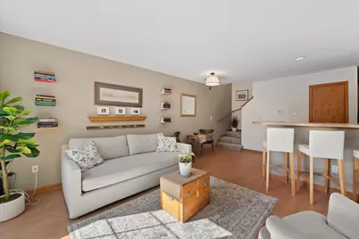 617  Westfield Way #C, Pewaukee, WI 53072 - Photo 5