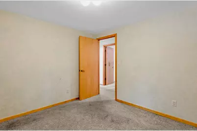 3364  Nagawicka Ave, Delafield, WI 53018 - Photo 27