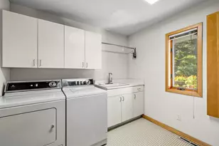 3364 Nagawicka Ave, Delafield, WI 53018 - Photo 15