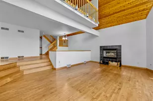 3364 Nagawicka Ave, Delafield, WI 53018 - Photo 7