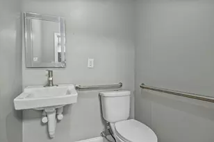 1033 W Lincoln Ave, Milwaukee, WI 53215 - Photo 77