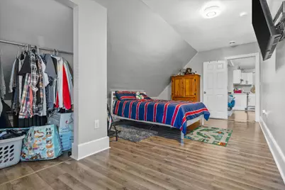 1033 W Lincoln Ave, Milwaukee, WI 53215 - Photo 35