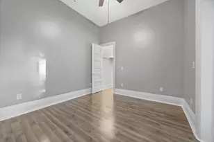 1033 W Lincoln Ave, Milwaukee, WI 53215 - Photo 63